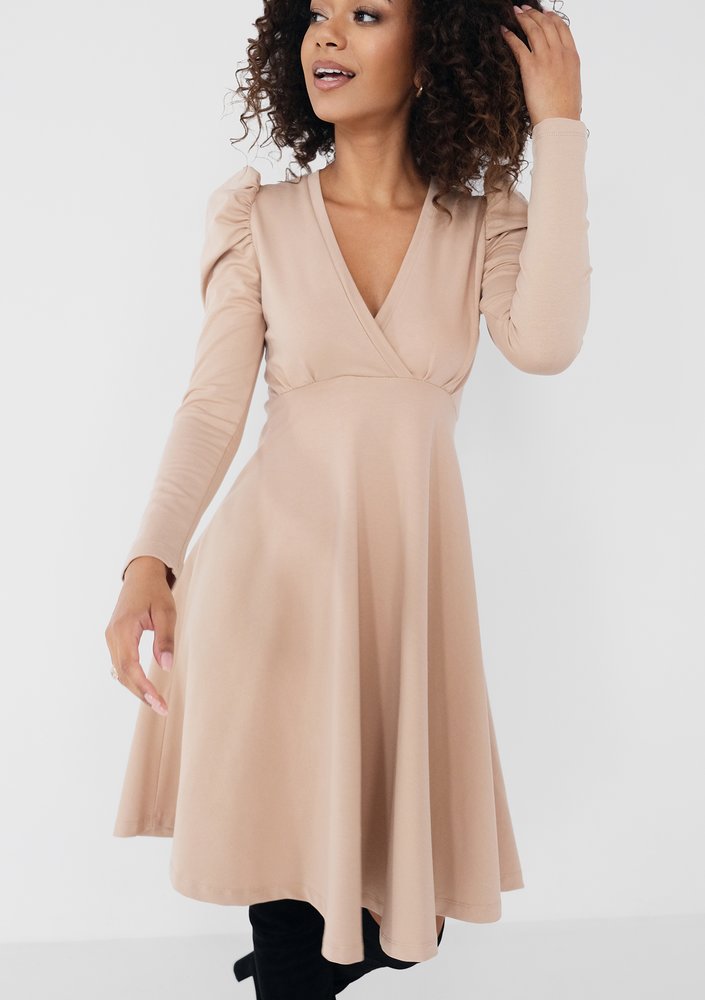 Jenna - Beige flared dress