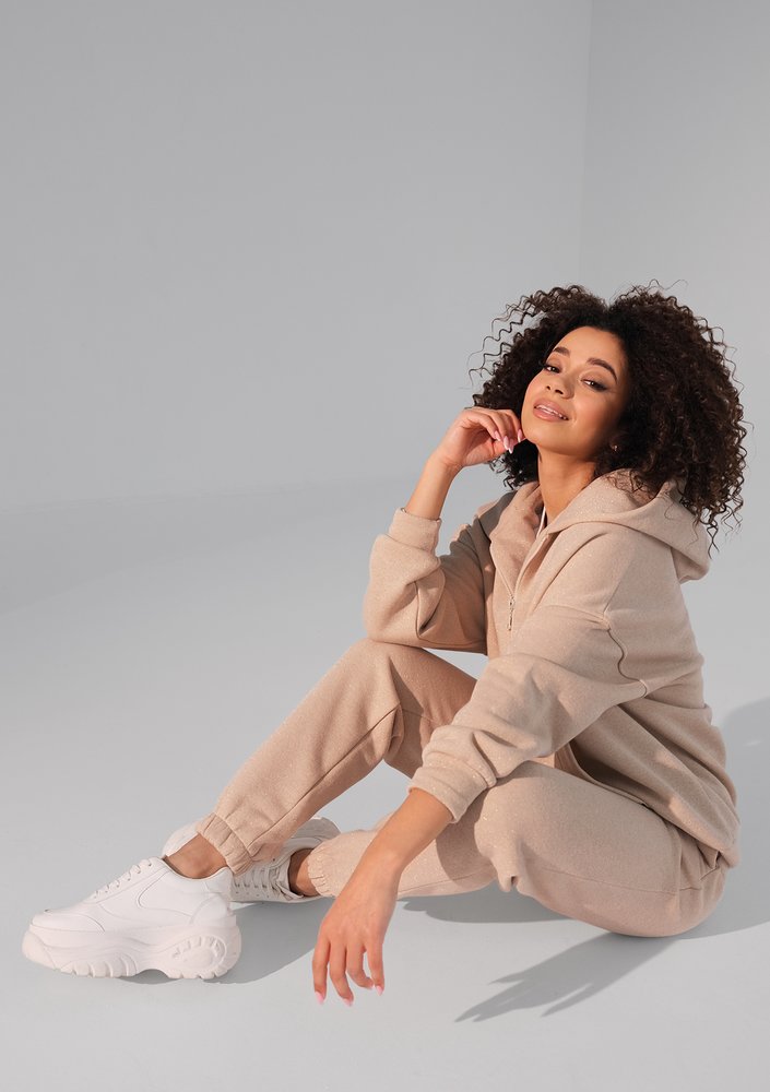 York - Beige shiny zipped jumper