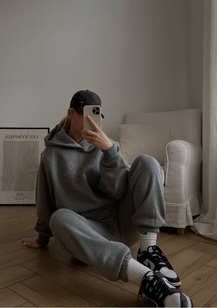 Embly - Melange grey sweatpants