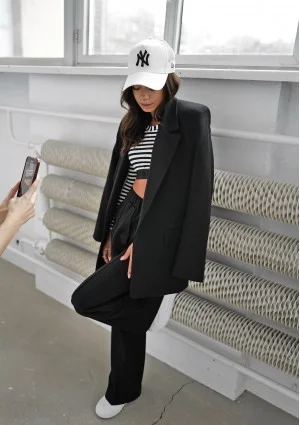 Zura - Marynarka damska oversize Czarna