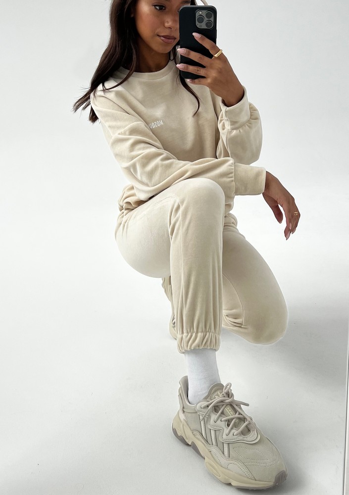 Pure - Light sand beige velvet oversize sweatpants
