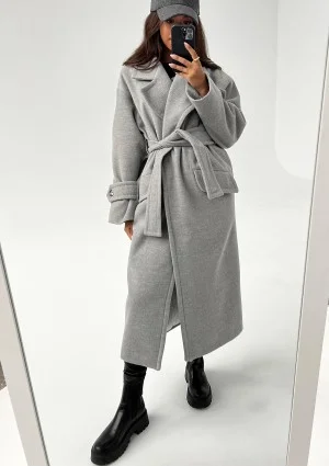 Jaske - Grey coat