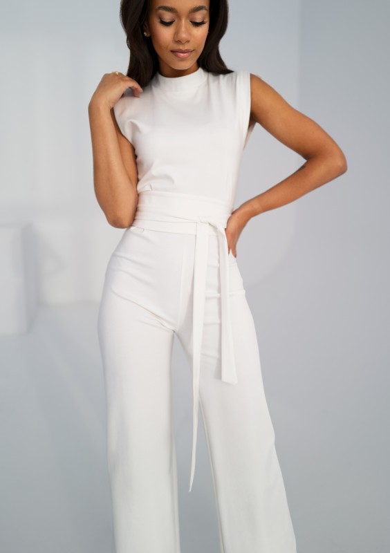 Linde - White chic jumpsuit