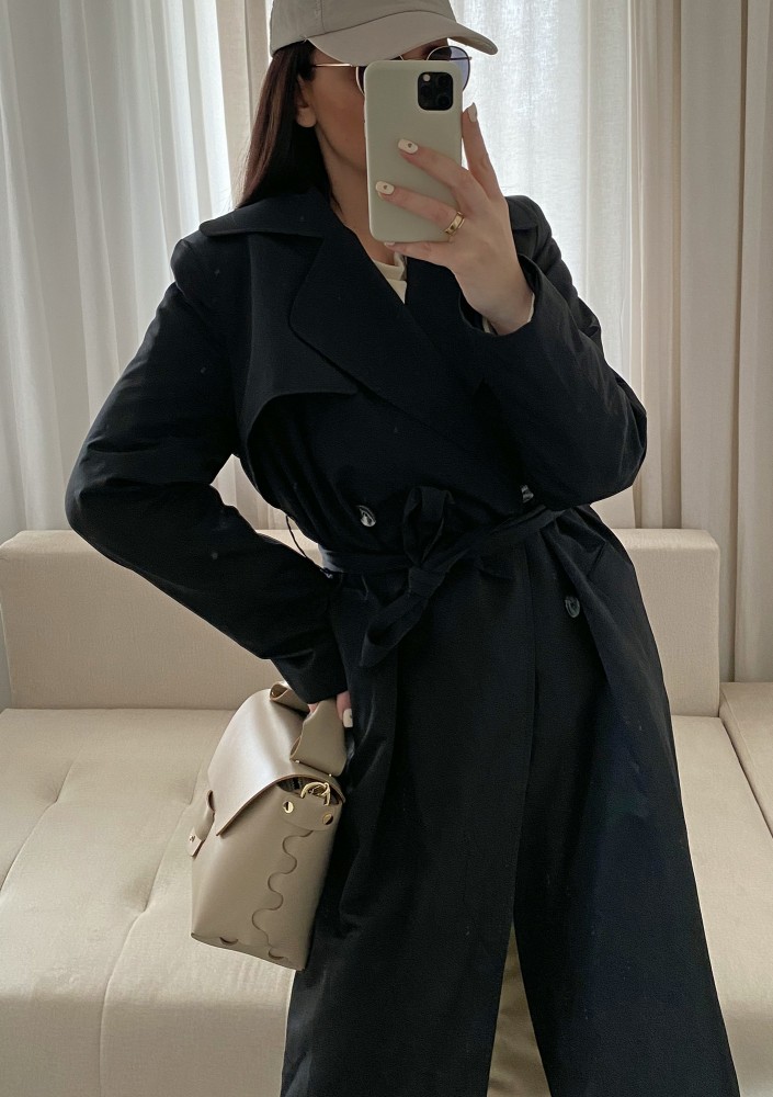 Coty - Black trench coat
