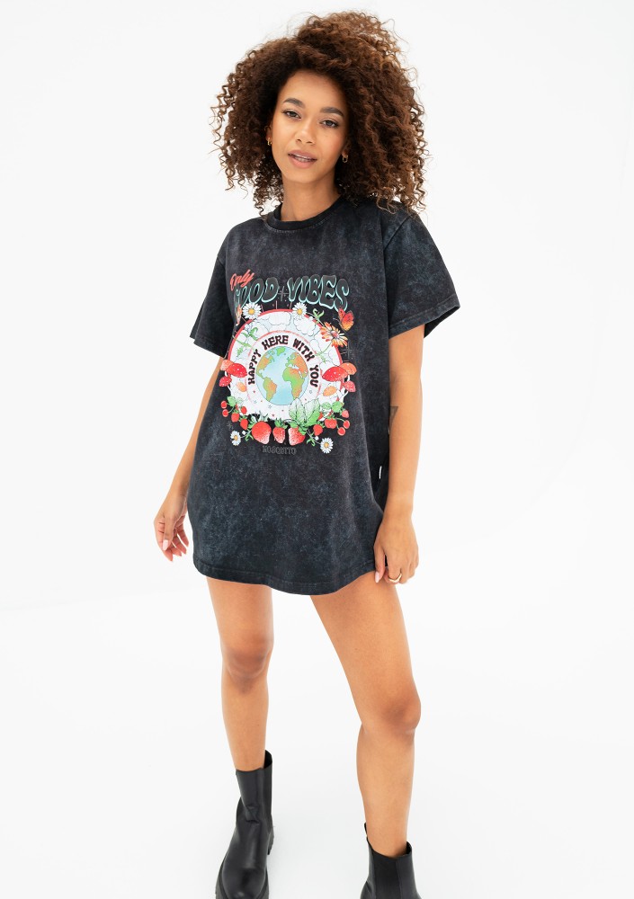 Rave - Black oversize T-shirt "Only Good Vibes"