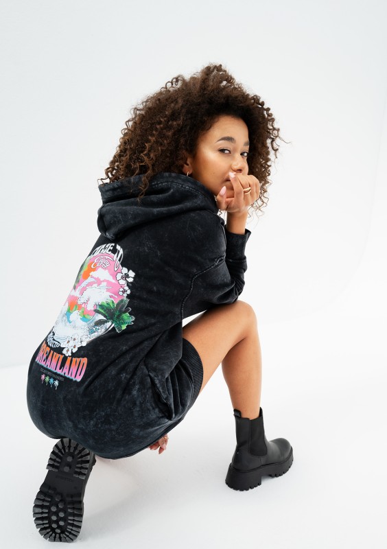 Viper - Black vintage wash hoodie "Dreamland"