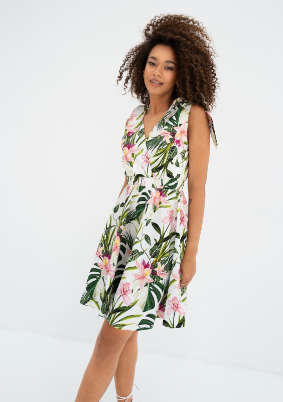 Alva - Ecru leafy patterned mini summer dress