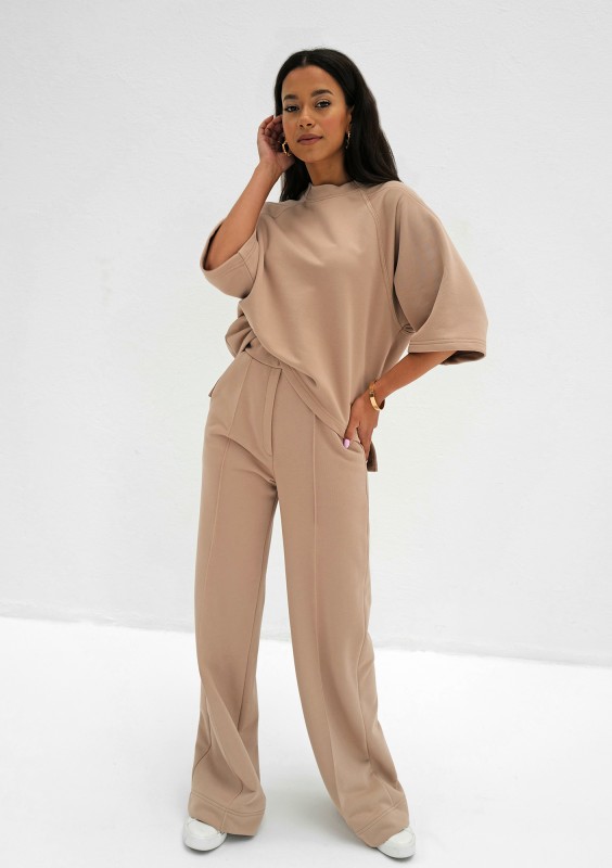 Melgo - Spodnie dzianinowe z kantem Beige