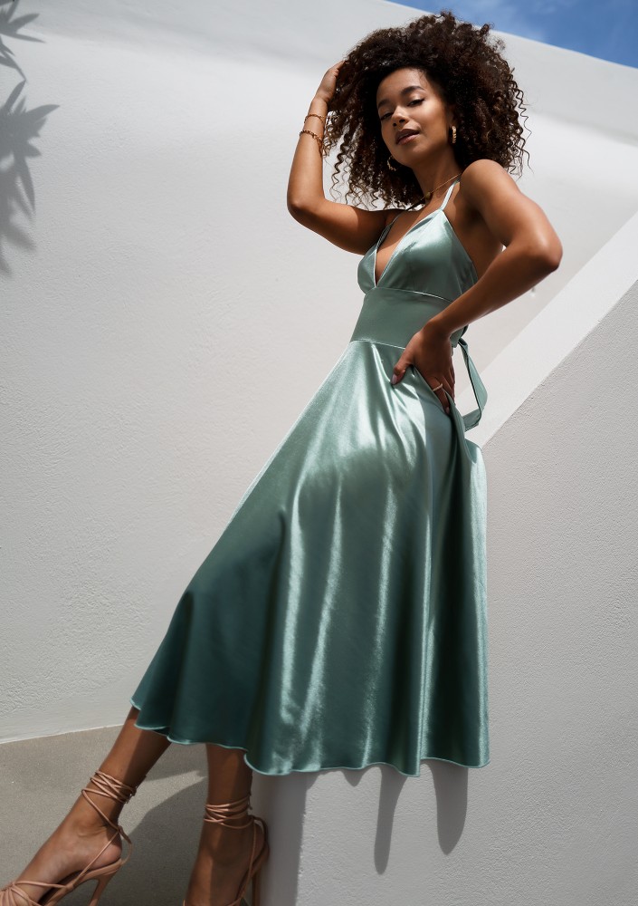 Thessy - Blue satin midi dress