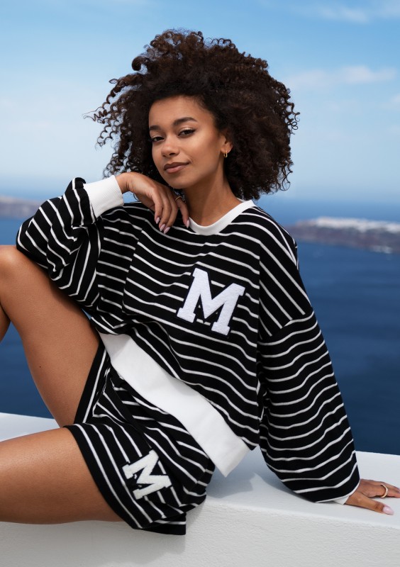 Faro - Black striped sweatshirt with M logo