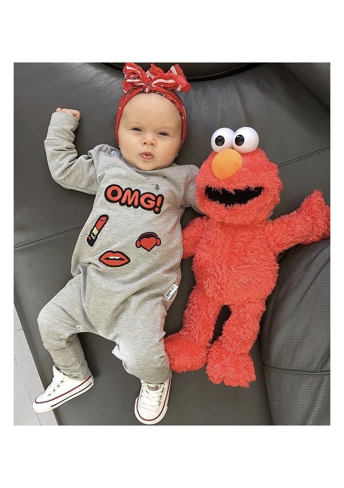 Melange grey long sleeved romper "omg patches"