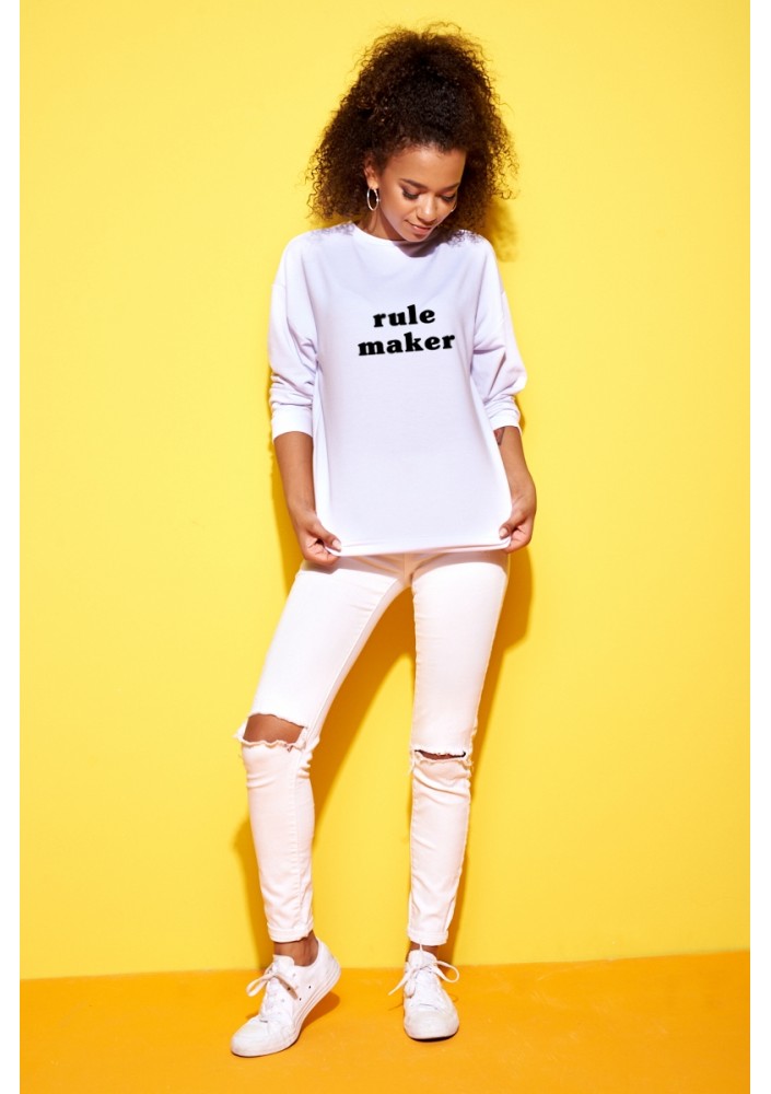 White sweatshirt "rule maker"