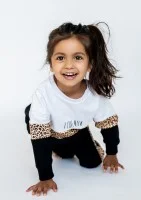 Kids sweatshirt with a leopard printed block