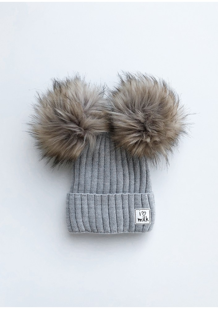 Kids grey winter beanie with pompoms