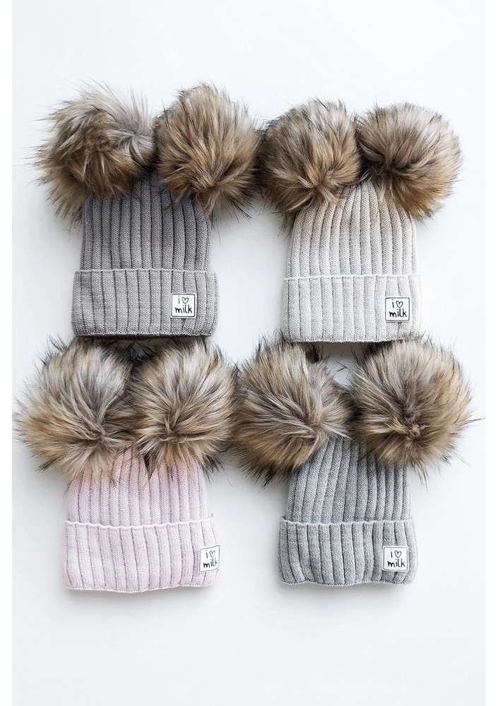 Kids grey winter beanie with pompoms