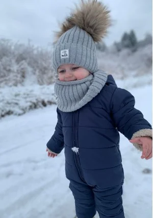 Zimowa czapka dziecięca z pomponami Szara