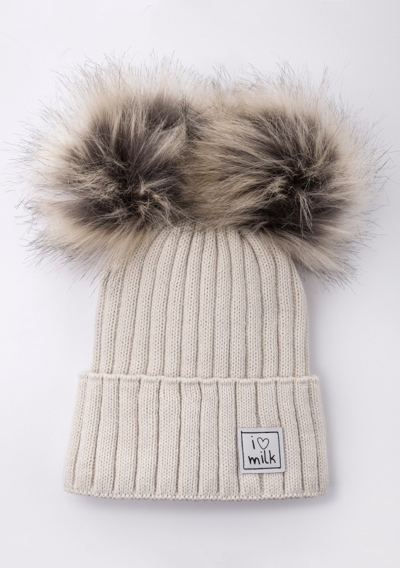 Kids beige winter beanie with pompoms
