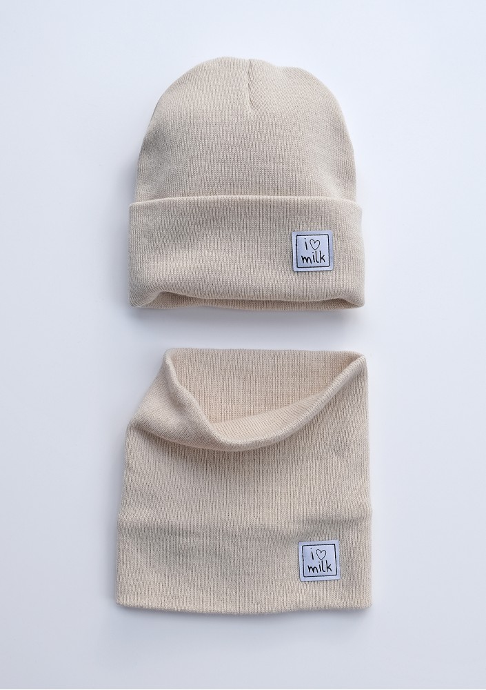 Knit beige snood