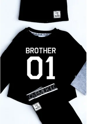 Black kids sweatshirt "brother 01"