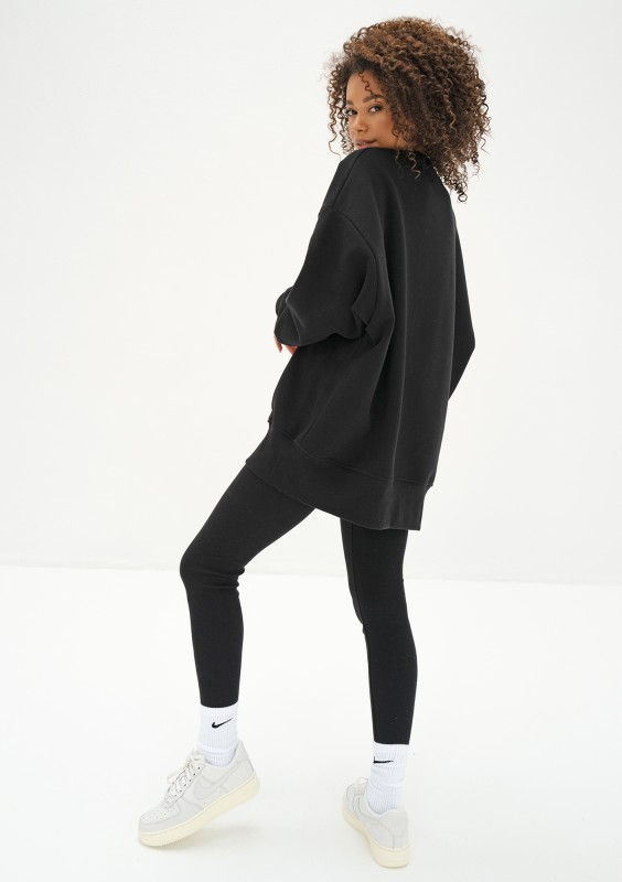 Vibe - Czarna bluza oversize z naszywką M