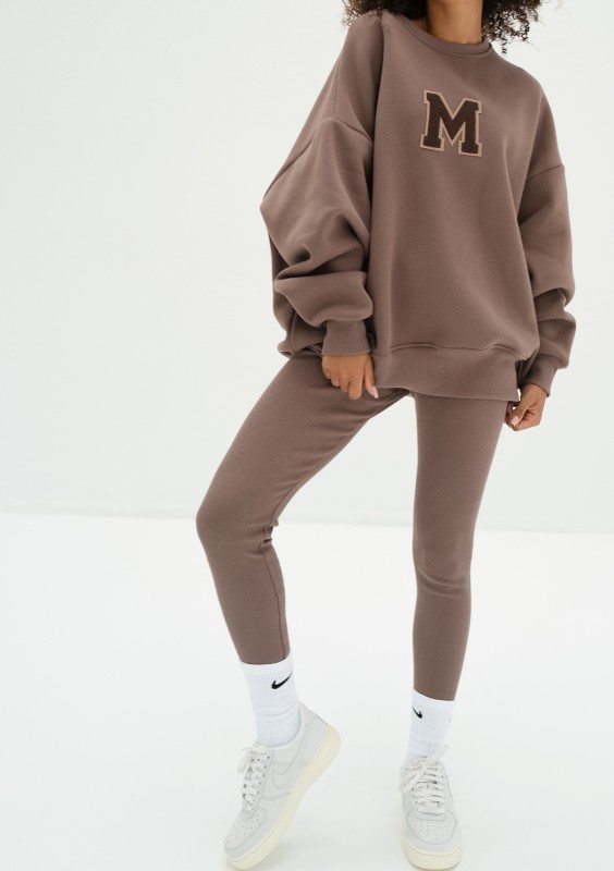 Vibe - Brown oversize sweatshirt "M logo"