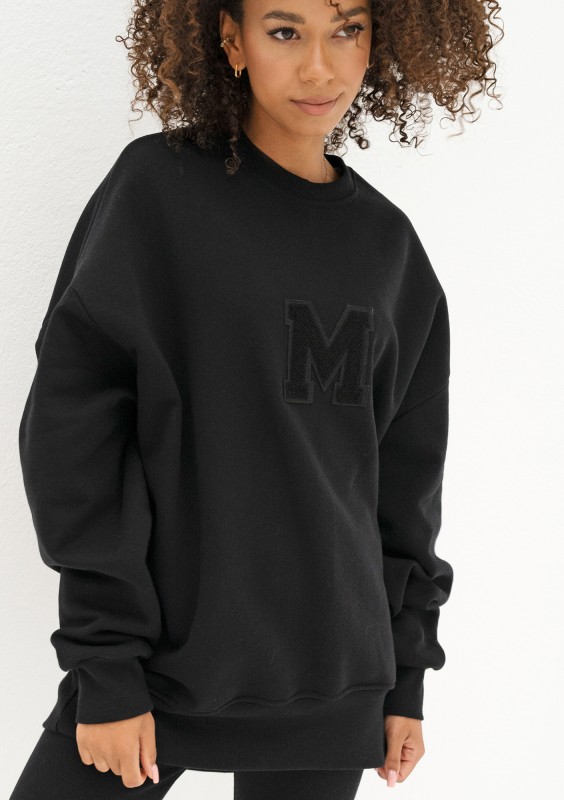 Vibe - Czarna bluza oversize z naszywką M