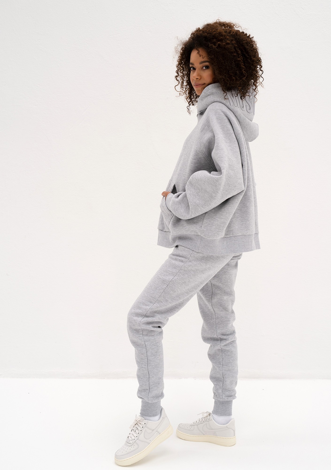 Mesh - Spodnie dresowe jogger Grey Melange