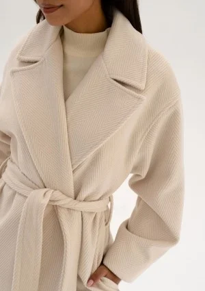 Salve - Creamy white chevron coat
