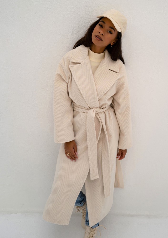 Salve - Creamy white chevron coat