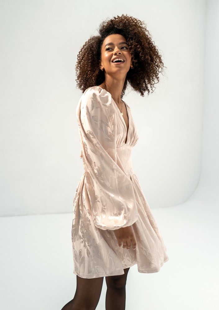 Jaya - Beige shiny jacquard mini dress