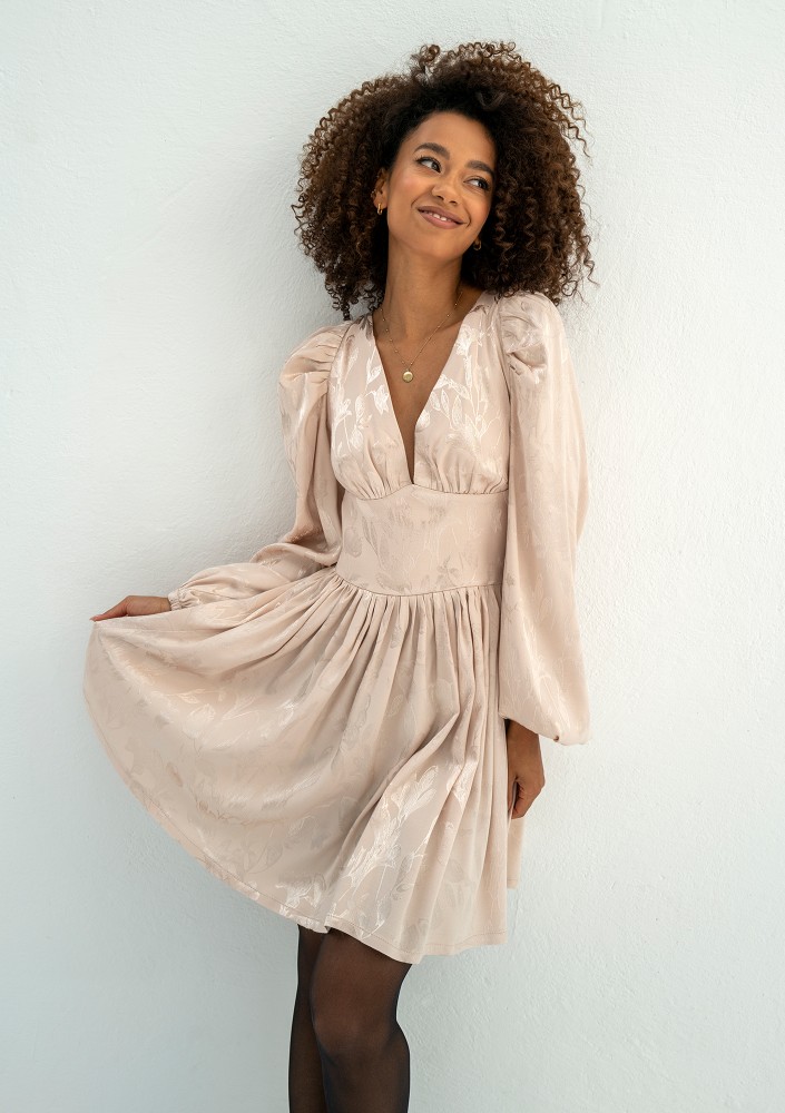 Jaya - Beige shiny jacquard mini dress