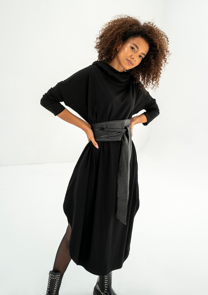 Enya - Black loose midi dress