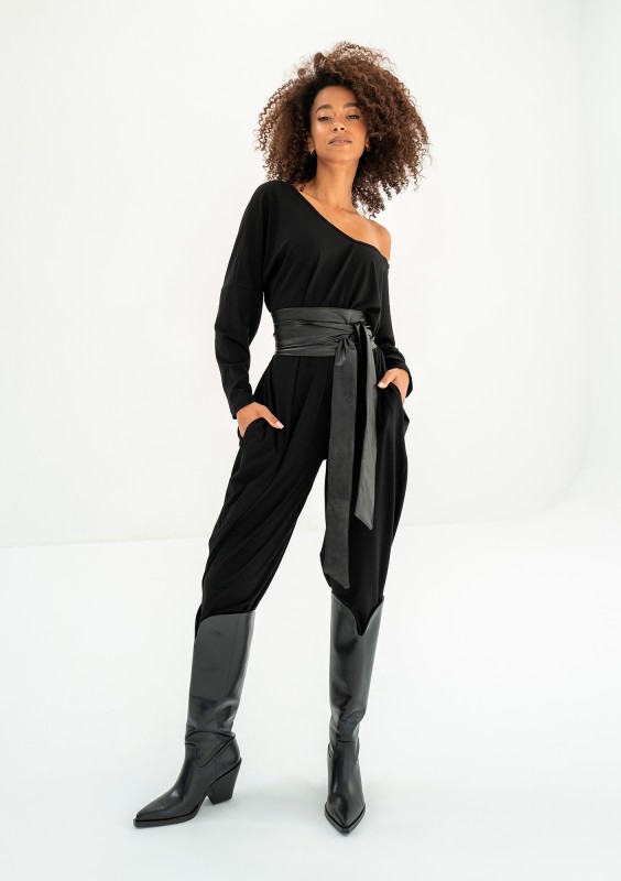 Tansy - Black loose jumpsuit