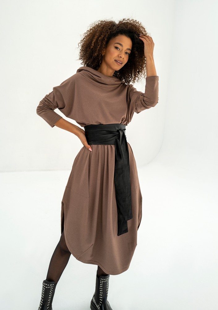 Enya - Beige loose midi dress