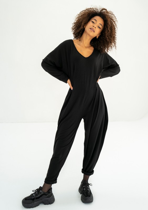 Tansy - Black loose jumpsuit