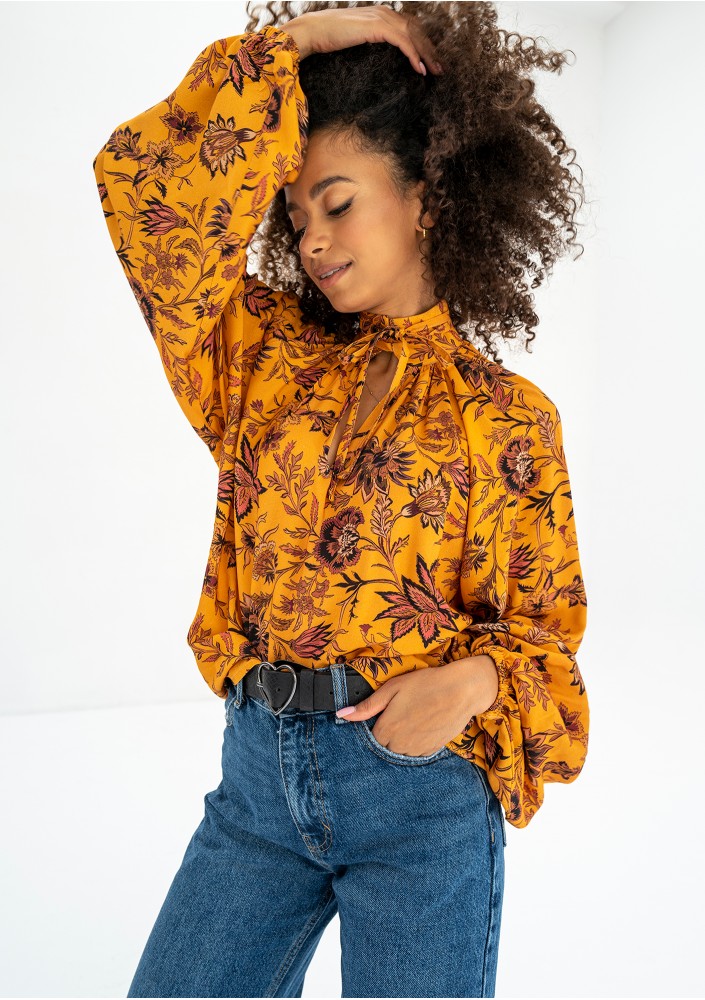 Noura - Yellow boho floral printed shirt