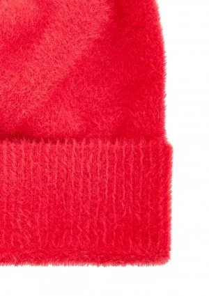 Fluffy - Red winter beanie