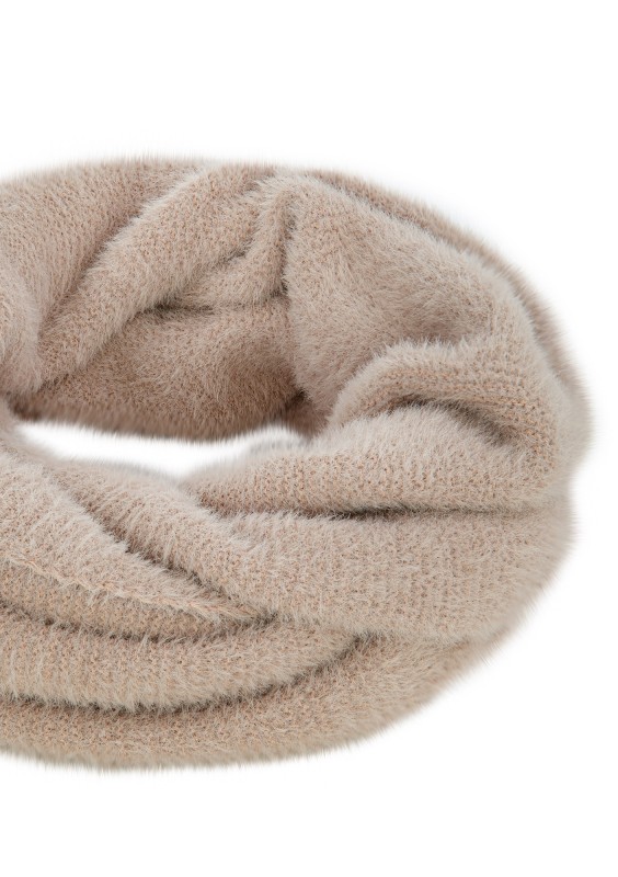 Fluffy - Beige winter infinity scarf