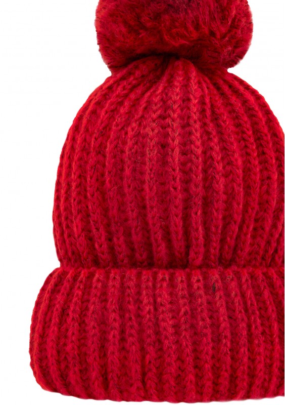 Naluu - Red winter hat