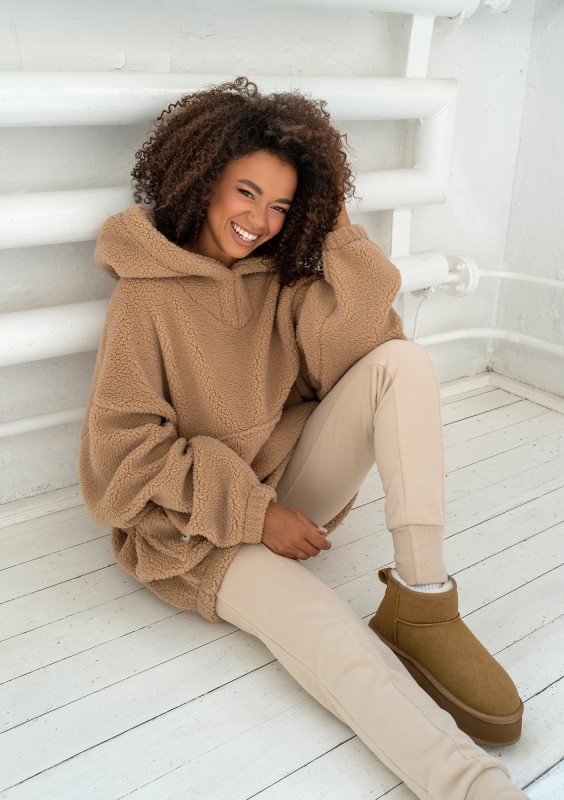 Ozzy - Beige faux fur oversize hoodie