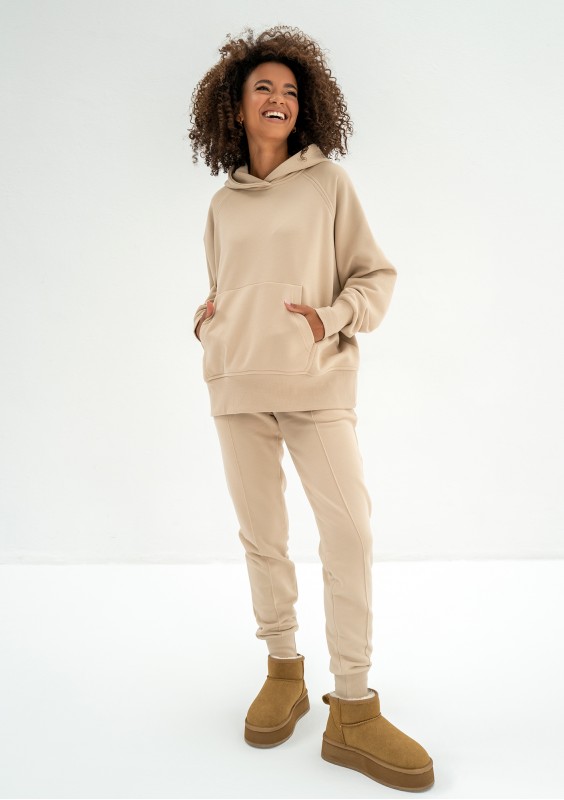 Hoody - Beige oversize hoodie with an embroidered logo