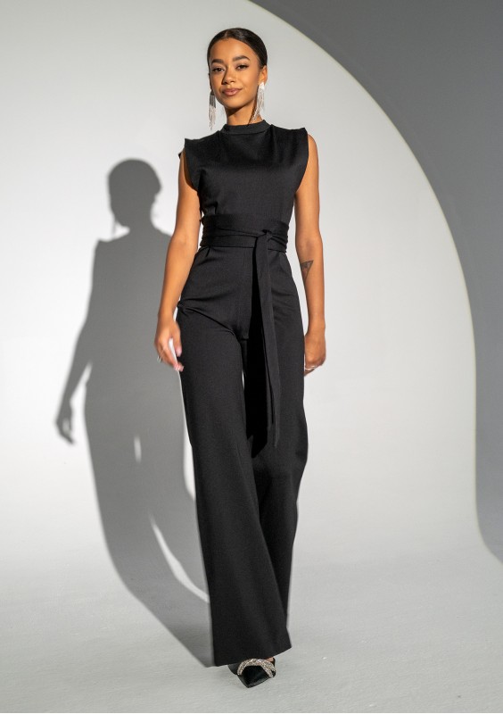 Linde - Black chic jumpsuit