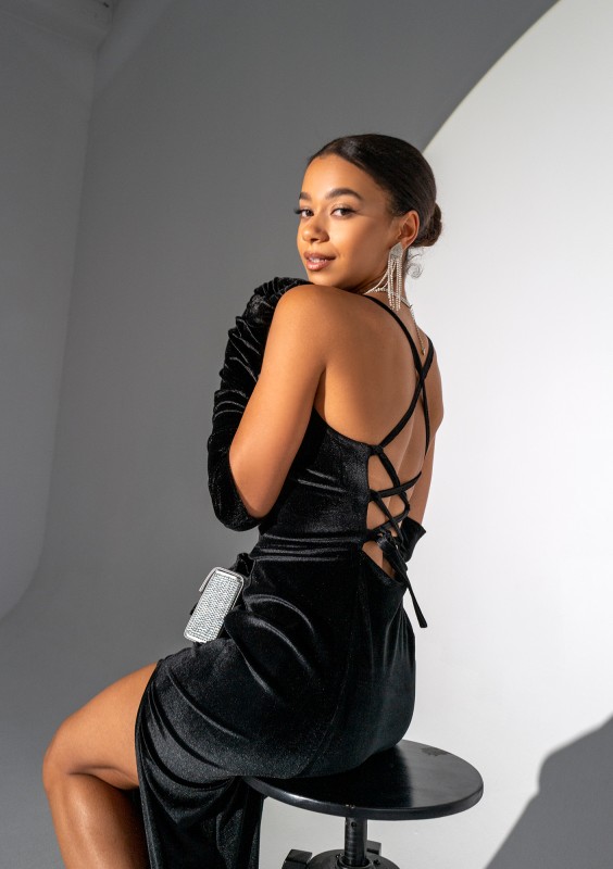 Seona - Black maxi strap dress