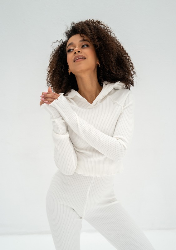 Clove - Ecru knitted hooded crop top