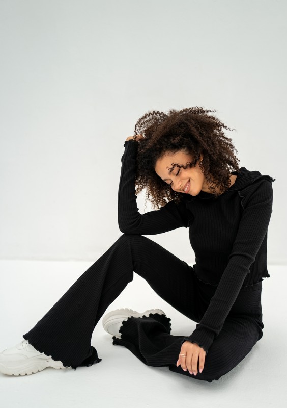 Clove - Black knitted trousers