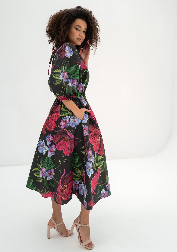 Mabel - Black floral flared midi dress