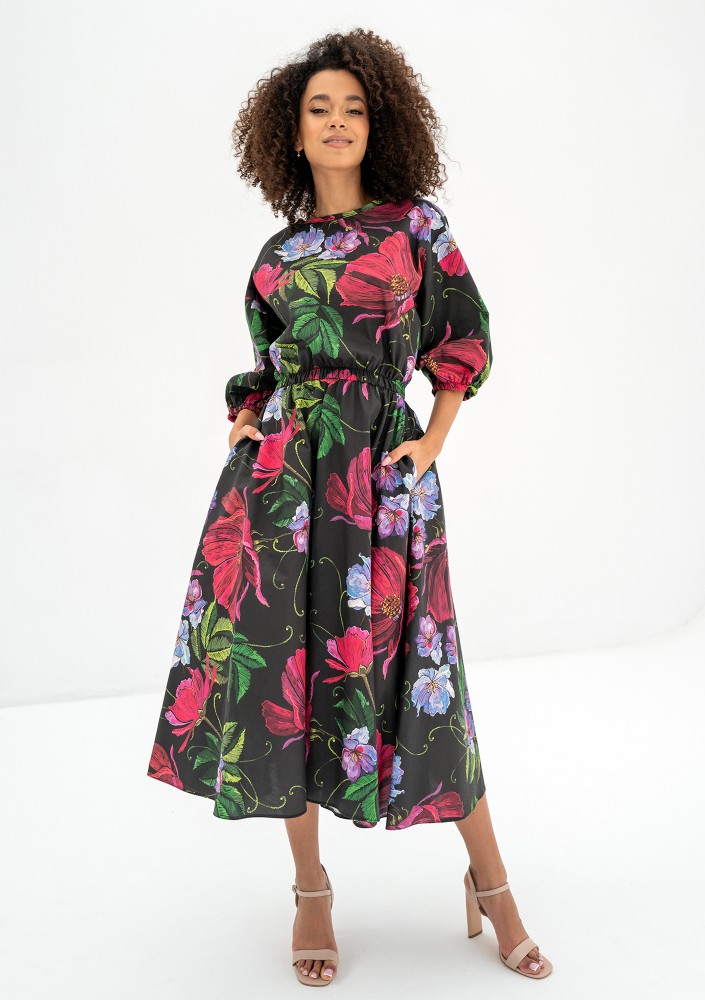 Mabel - Black floral flared midi dress