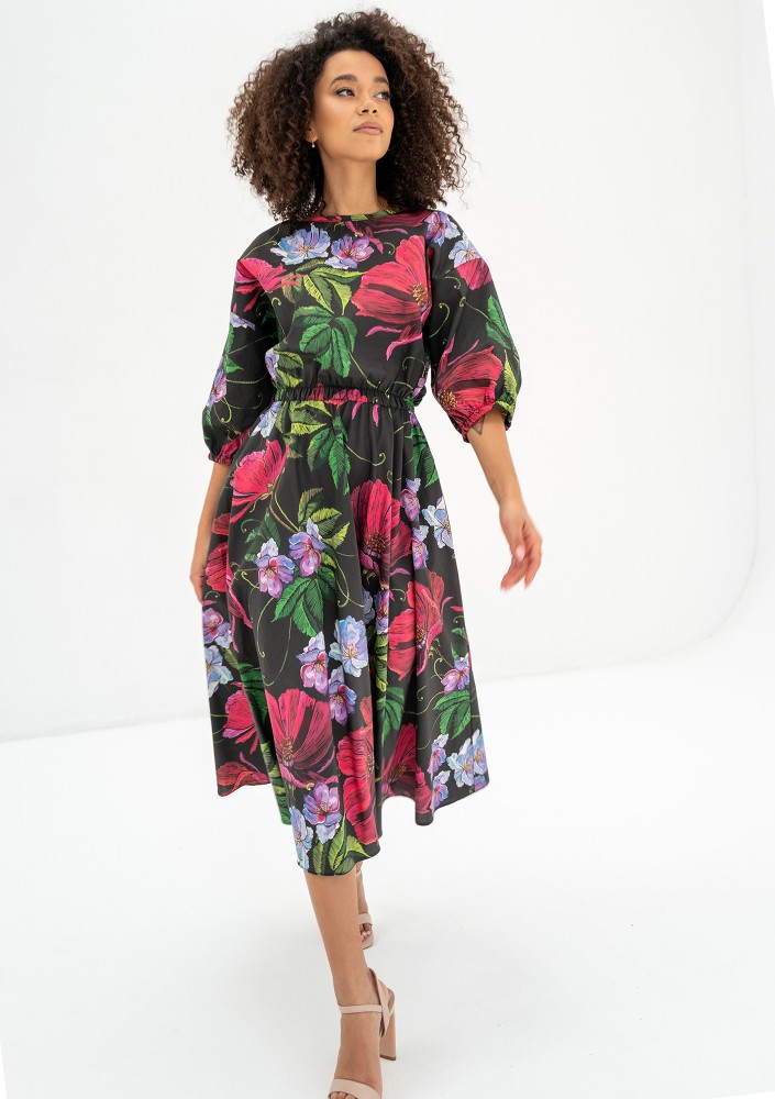 Mabel - Black floral flared midi dress