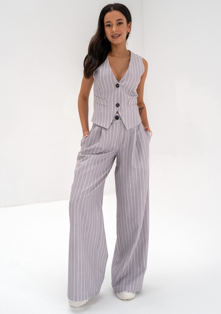 Mocca - Grey striped vest