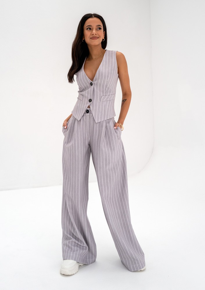 Mocca - Grey striped vest